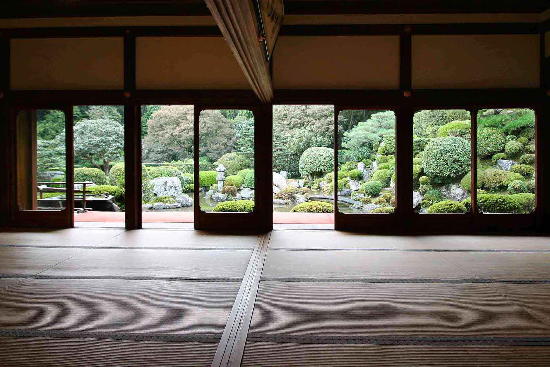 2005_GN_KiyomizuderaTemple_Kyoto_UguisuBari_Cover